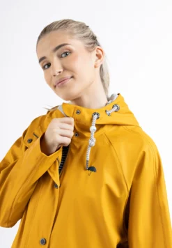 Schmuddelwedda Impermeabile - Mustard Yellow -Schmuddelwedda 1235acfe8ca043d189930a0720d10077 scaled