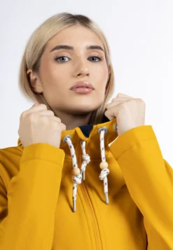 Schmuddelwedda ChanceryGiacca OutdoorSenf Donna Giacche E Blazer WD221U0QN-E12 -Schmuddelwedda 291b6bc2ef66489785cff4c30561c6be scaled