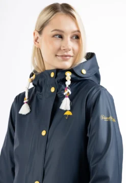 Schmuddelwedda Regenmantel Mit Webpelzfutter KeytiParkaMarine Donna Cappotti WD221U0P7-K12 -Schmuddelwedda 7c3c16e858aa4e6cbff106b260d50a8b scaled